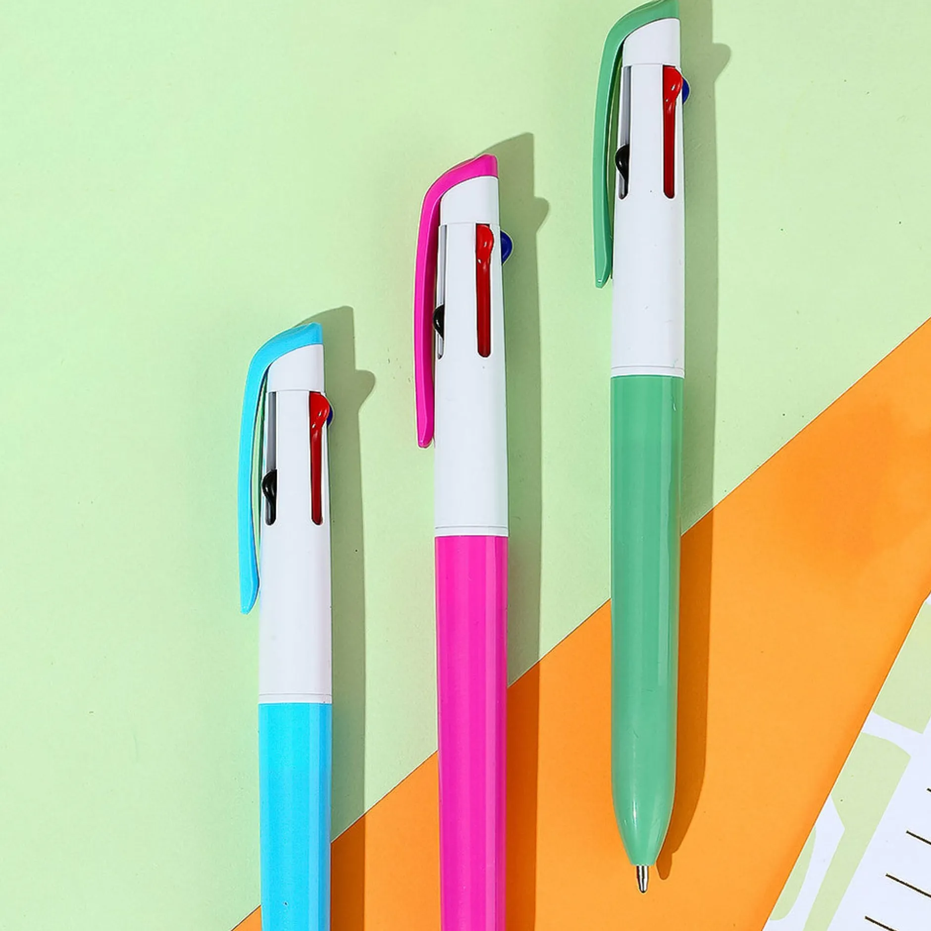 MINISO Penna Con 4 Colori Impugnatura Blu